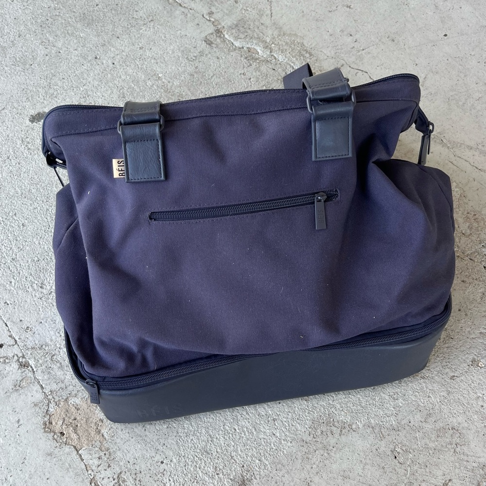 BEIS mini weekender bag in Navy